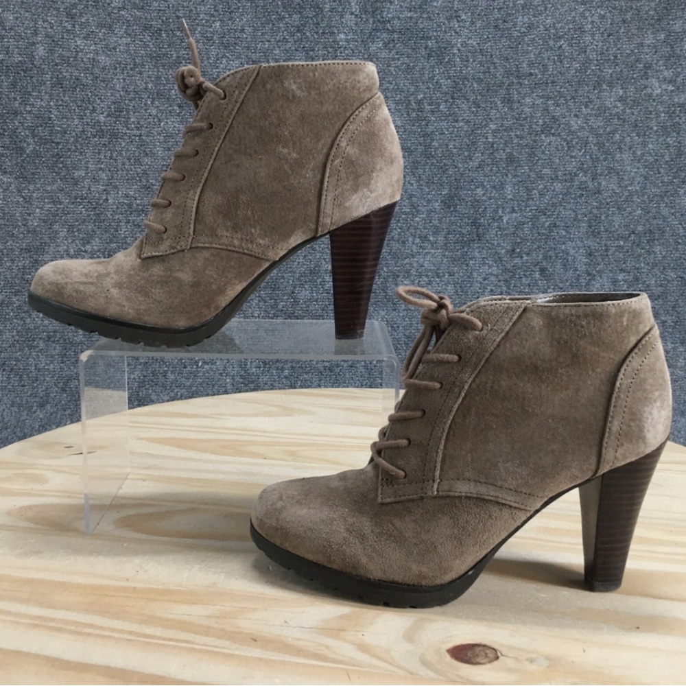 White Mountain Sugarbabe Ankle Bootie | Women’s 8.5M | Beige Leather Cone Heel